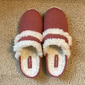 Women’s Easy Spirit Slip-on Shoes